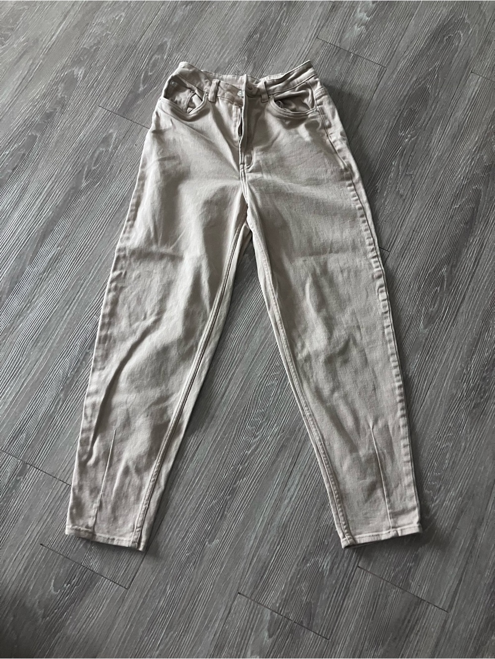 H&M High-Rise Jeans - Light Beige